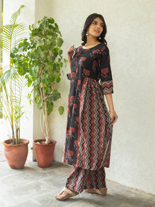 Women's Cotton Cambric Buti Printed Straight Kurta & Palazzo Set (Black & Red) (204VDKP3861BLK)