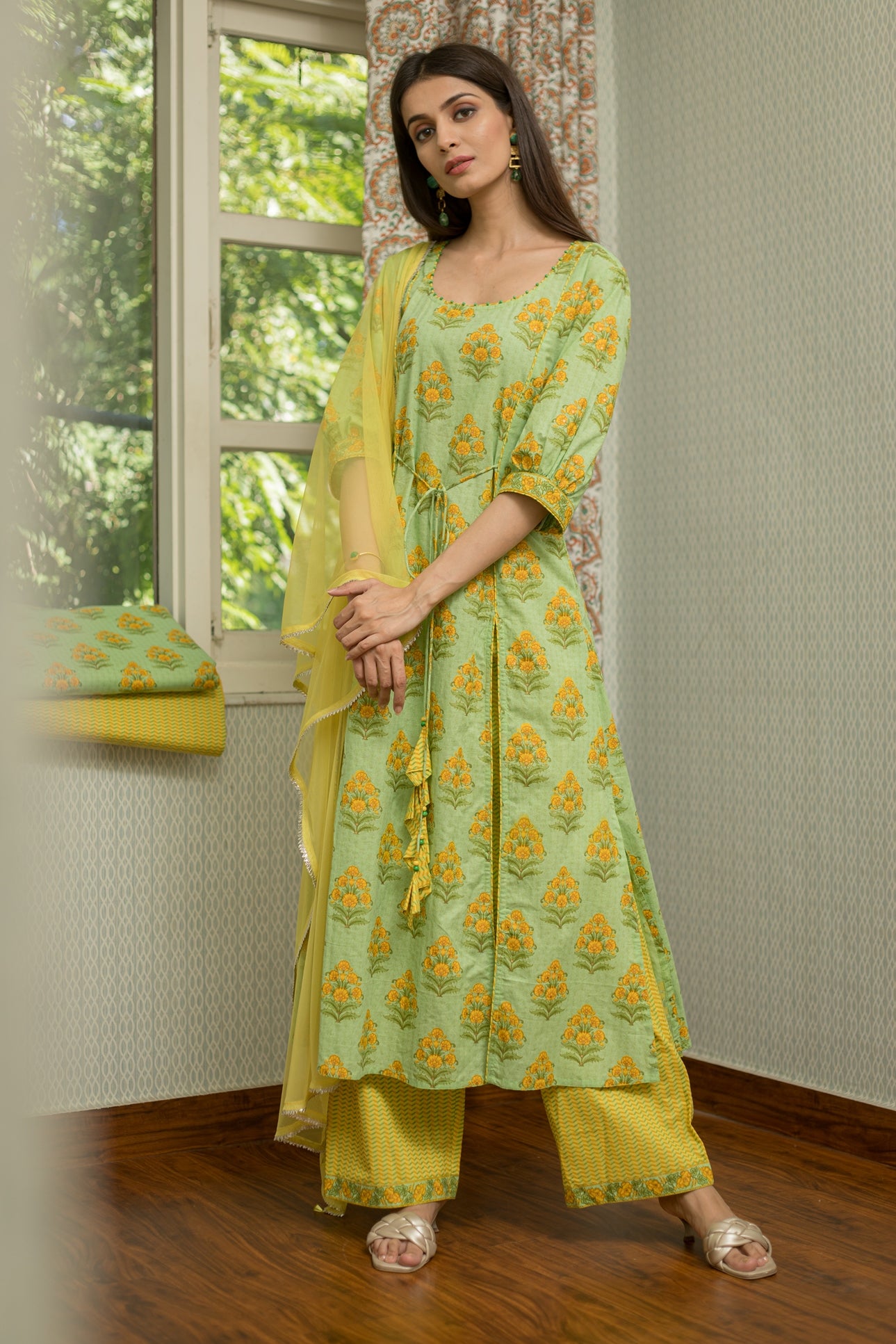 Spring Green and Chrome Yellow Premium Cotton Suit Set With Net Dupatta (A108K3GRN)